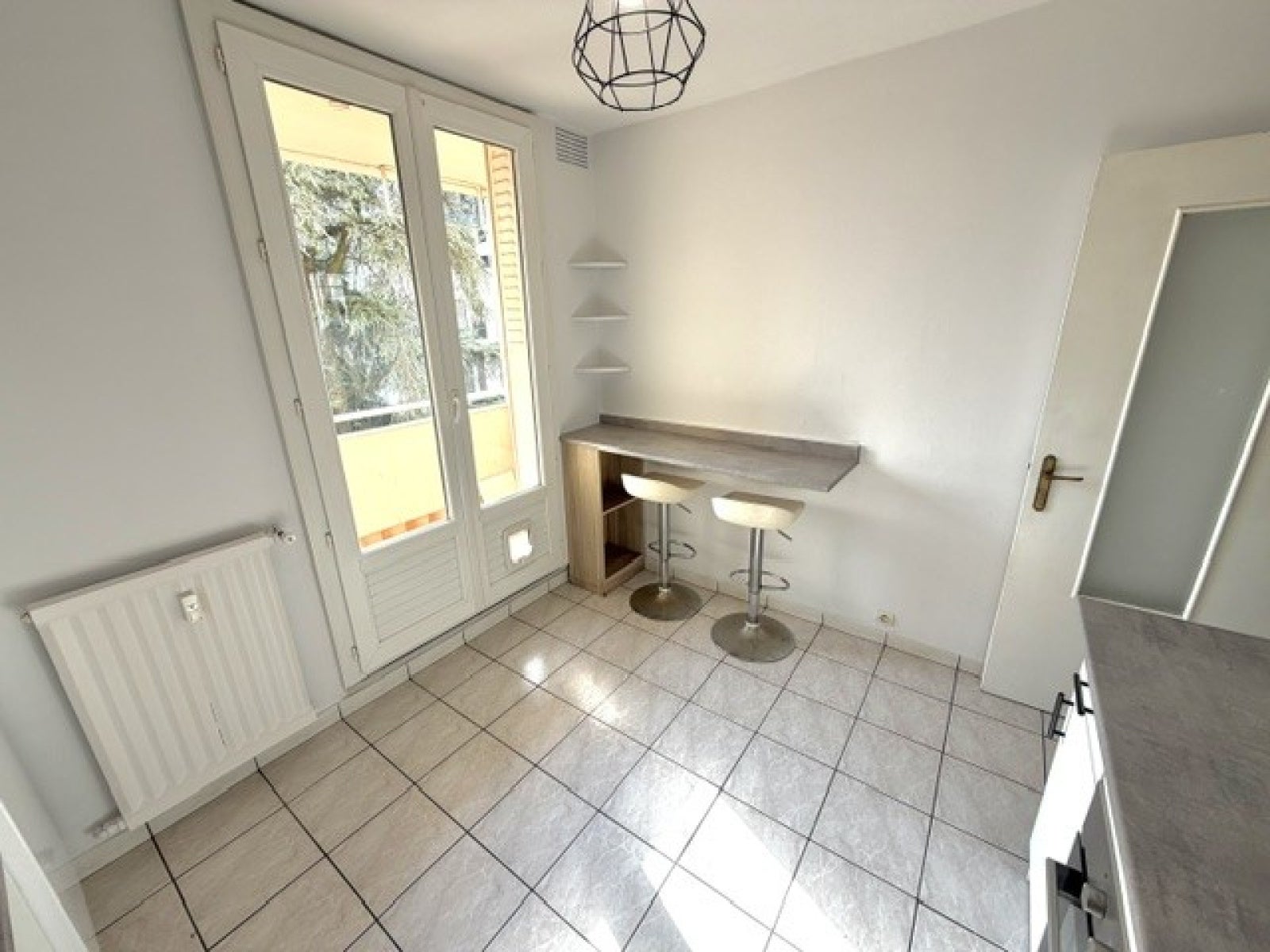 Flat Rue Séverine in Villeurbanne