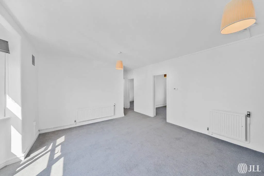 Flat Richmond Hill in Greater London
