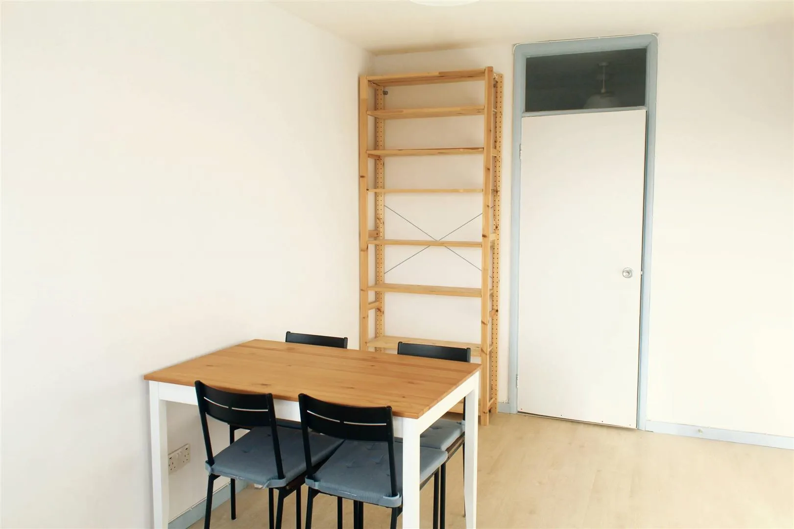 Flat Broadgate Avenue in Nottingham