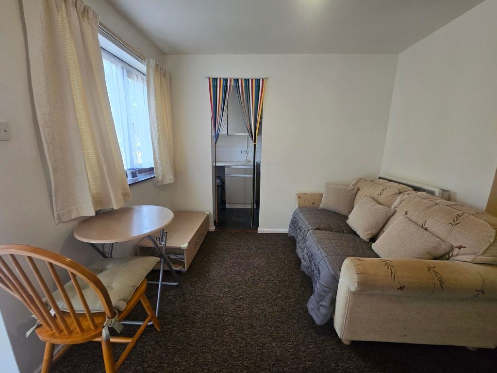 Flat Lea Yield Close in Birmingham