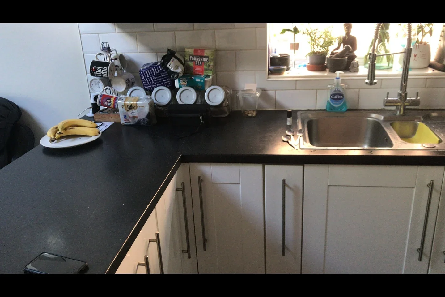 Room Galsworthy Road in Greater London