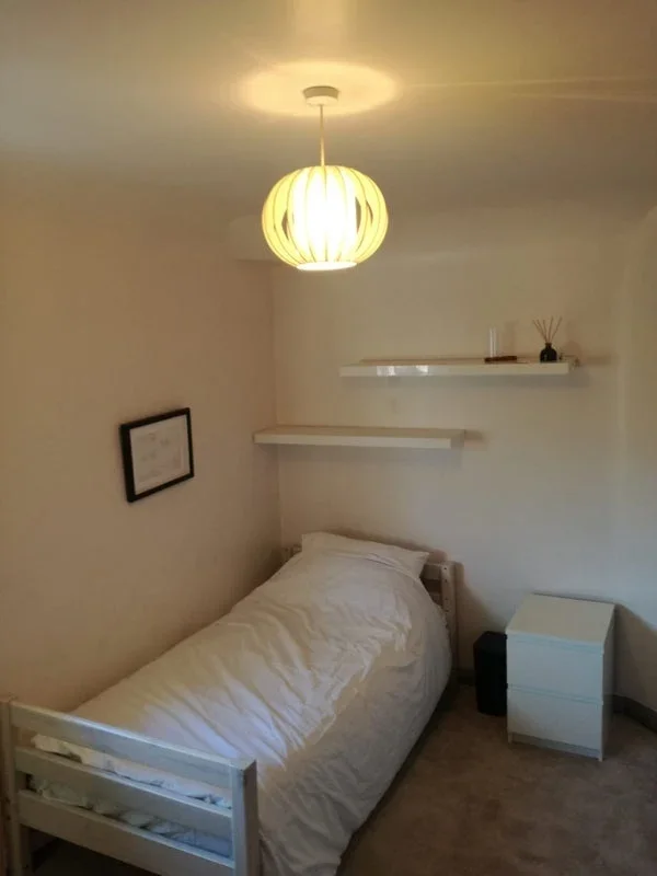 Room Galsworthy Road in Greater London