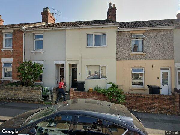 Room Whitehead Street in Swindon