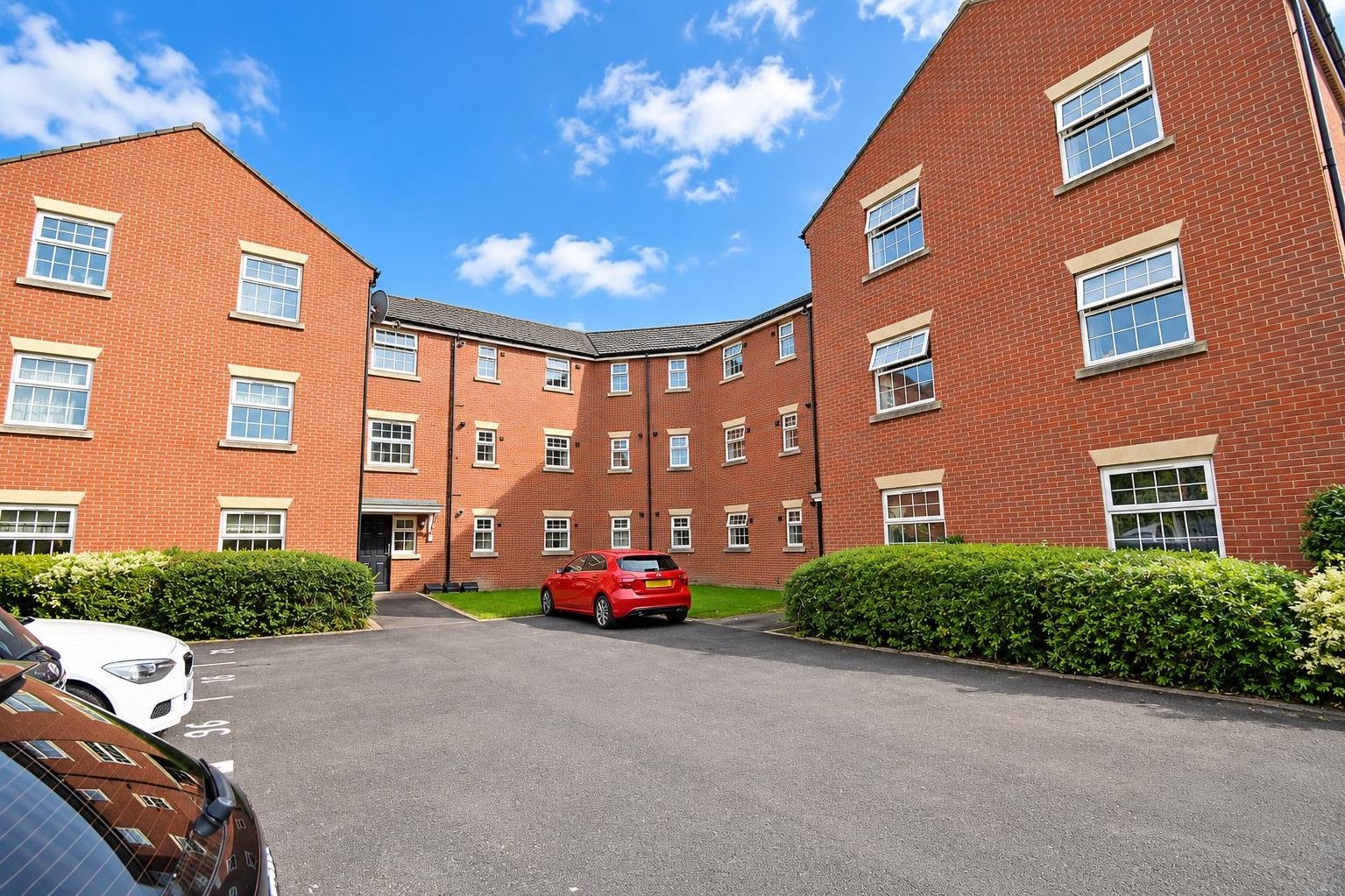 Flat The Point in Wakefield