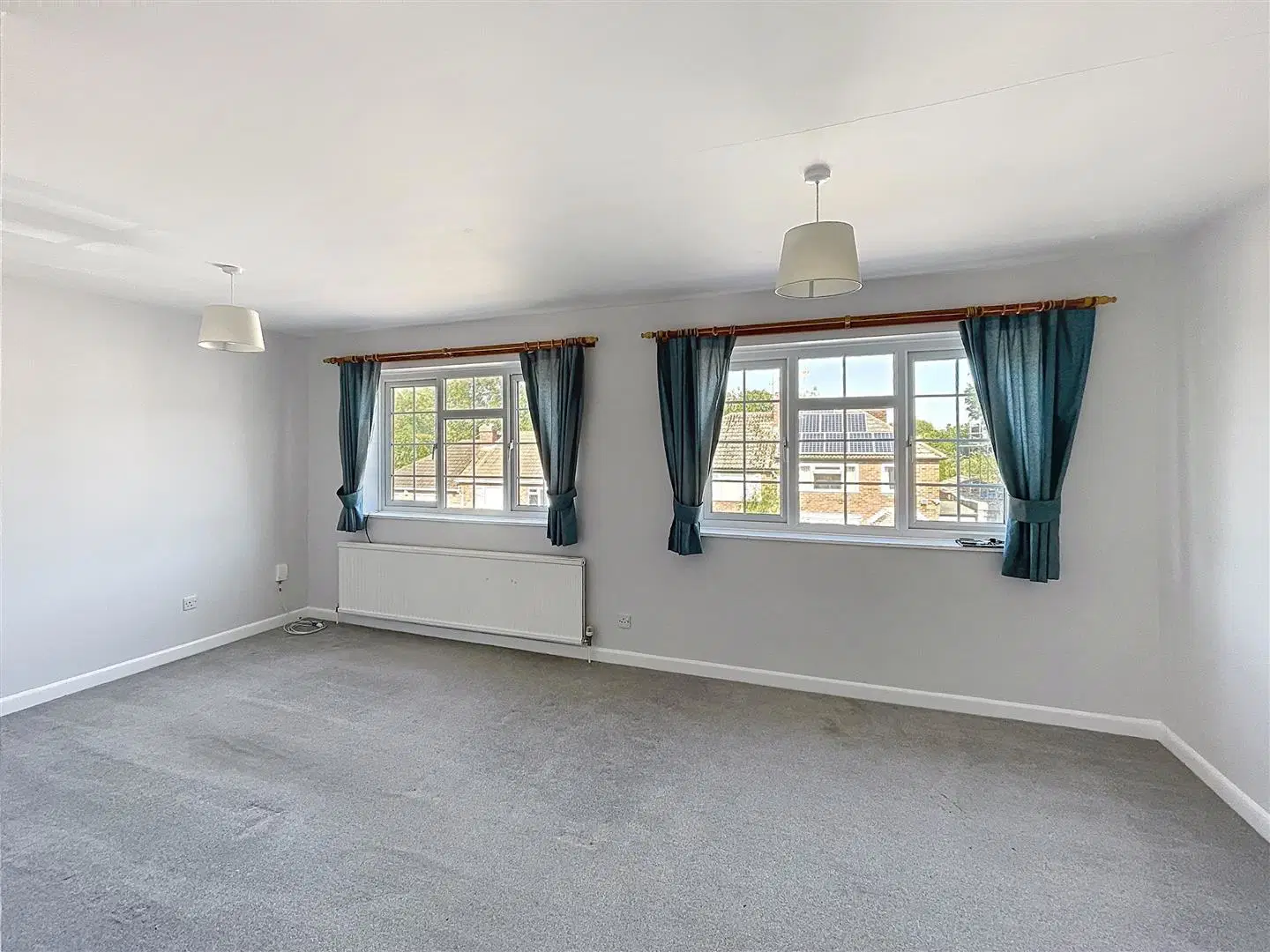 Flat Woodland Road in Kenilworth
