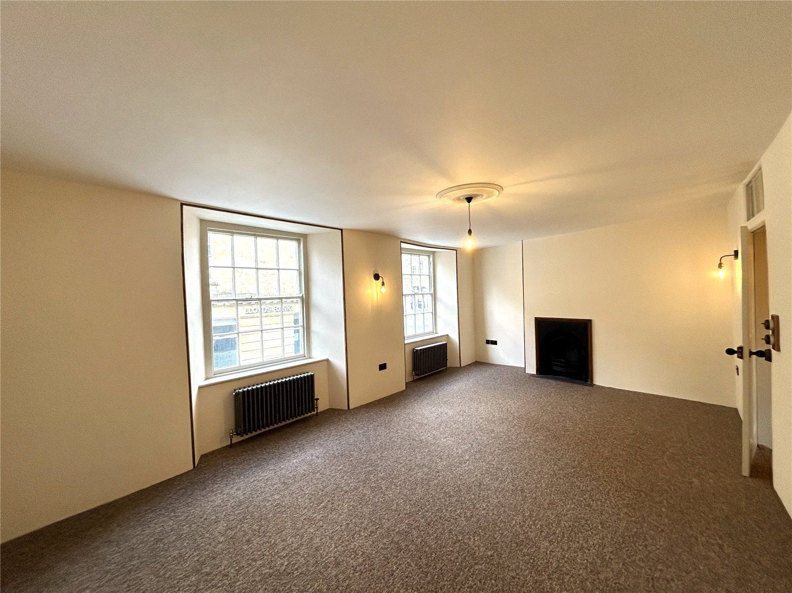 Flat Silver Street in Shepton Beauchamp