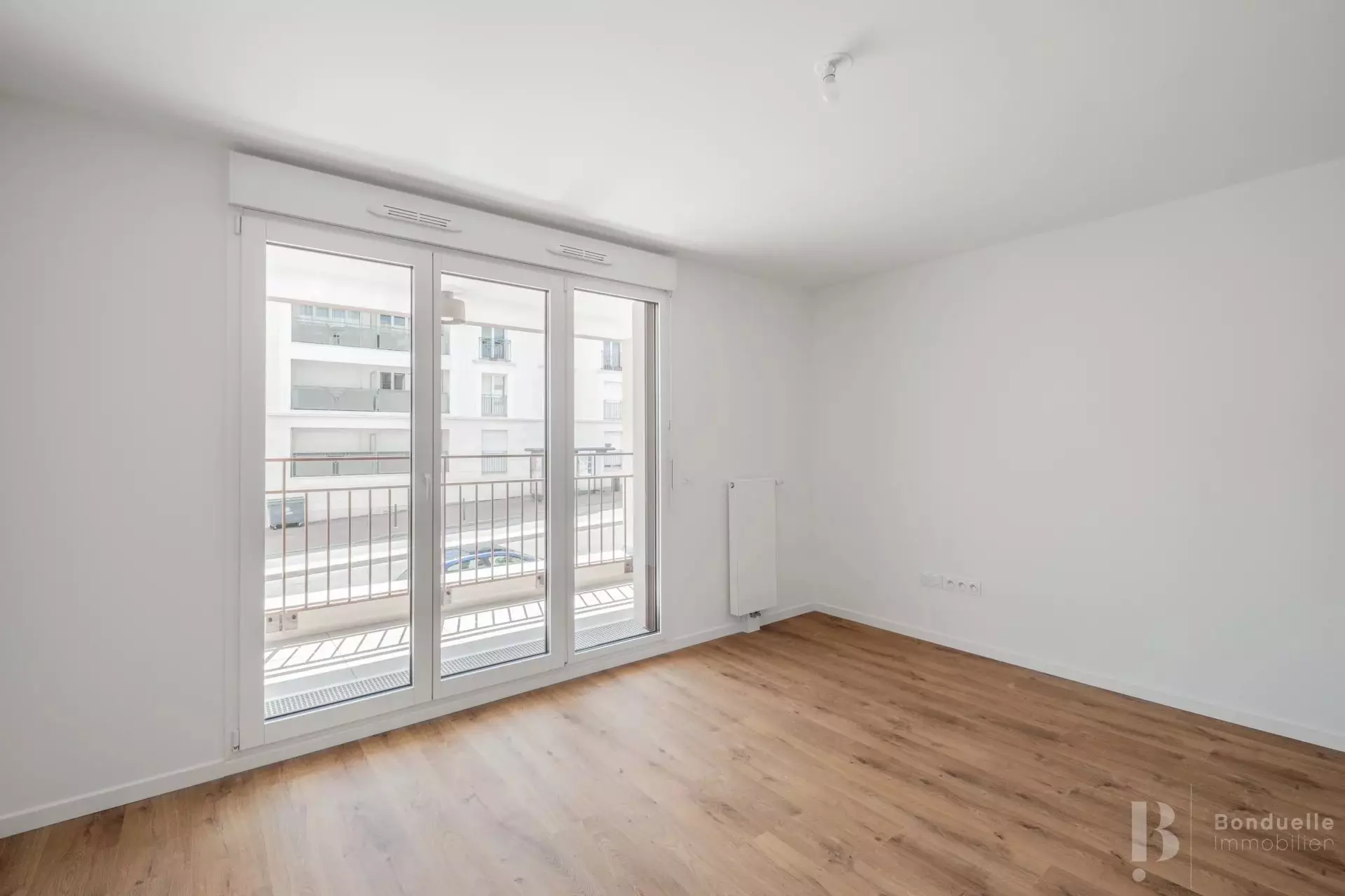 Flat Avenue Pierre Curie in Saint-Cyr-l'École