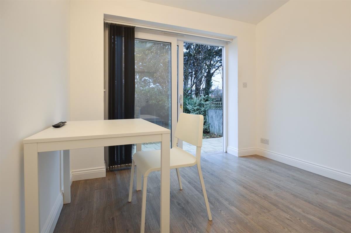 Room Woodland Way in Greater London
