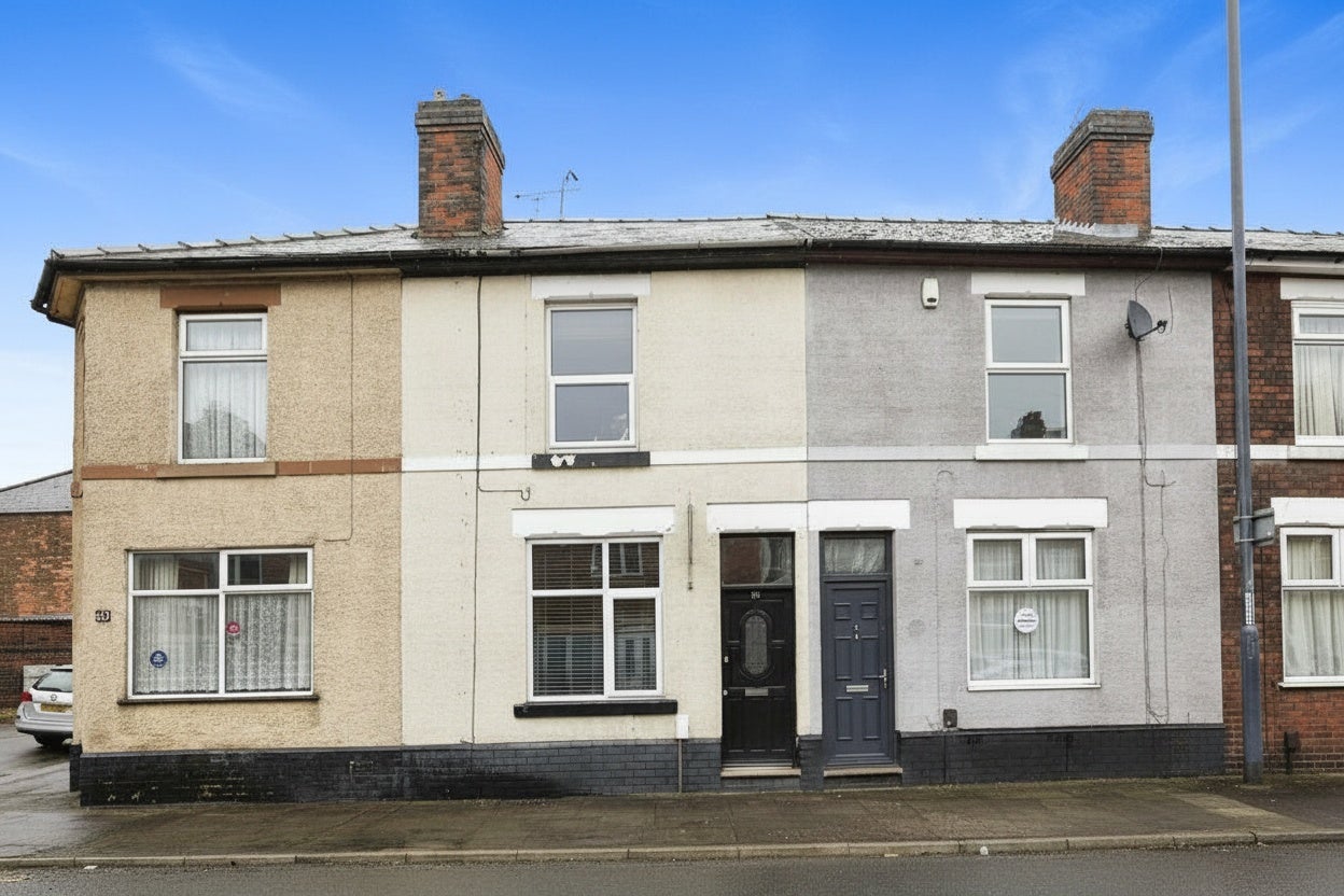 Room Slack Lane in Derby