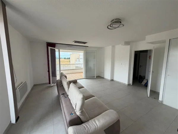 Appartement Rue de la Poste à Pins-Justaret