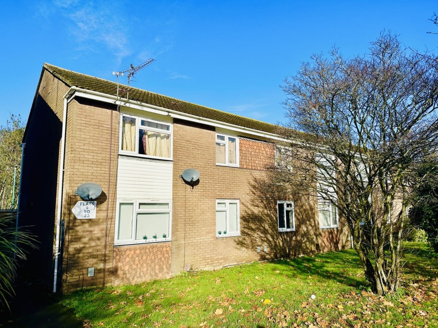 Flat Noble Close in Bournemouth