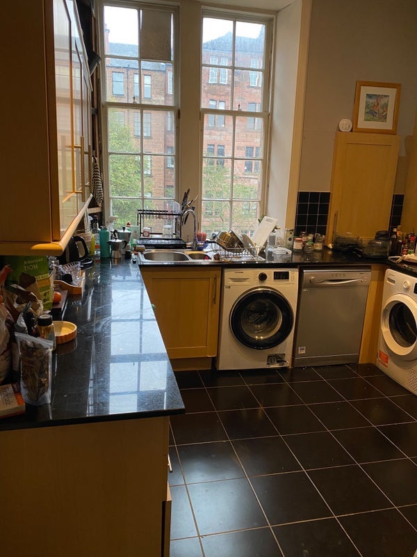 Room Cranworth Street in Glasgow