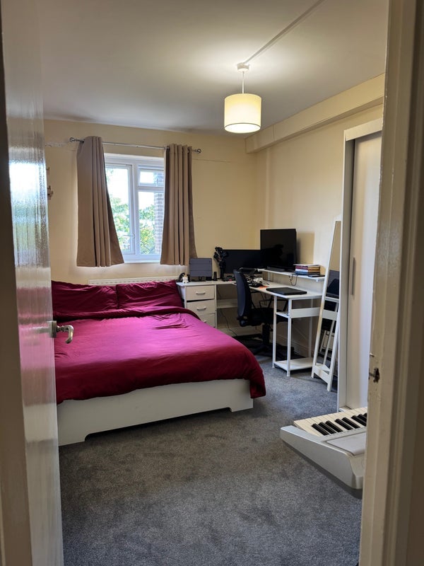 Room Clapham Manor Street in Greater London