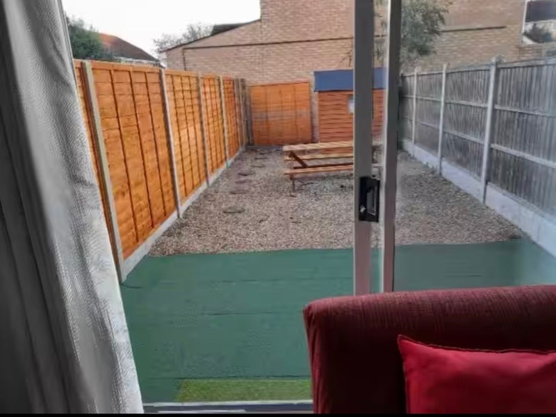 House Warepoint Drive in Greater London