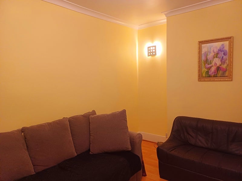 Flat Watcombe Road in Greater London