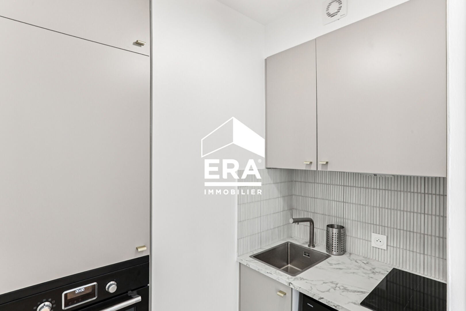 Appartement Rue du Général Bertrand à Paris