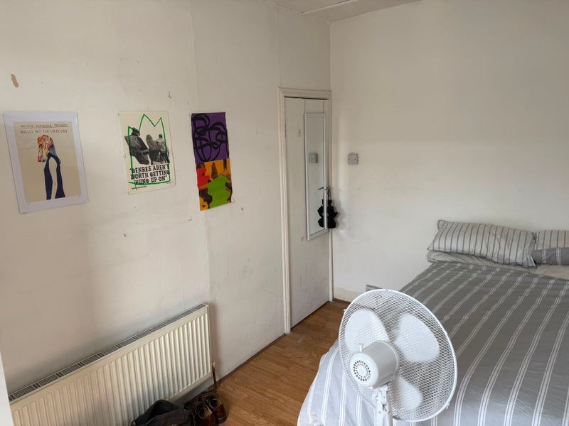 Room Stoke Newington Church Street in Greater London