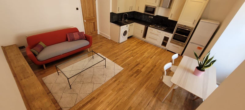 Flat Bartholomew Road in Greater London
