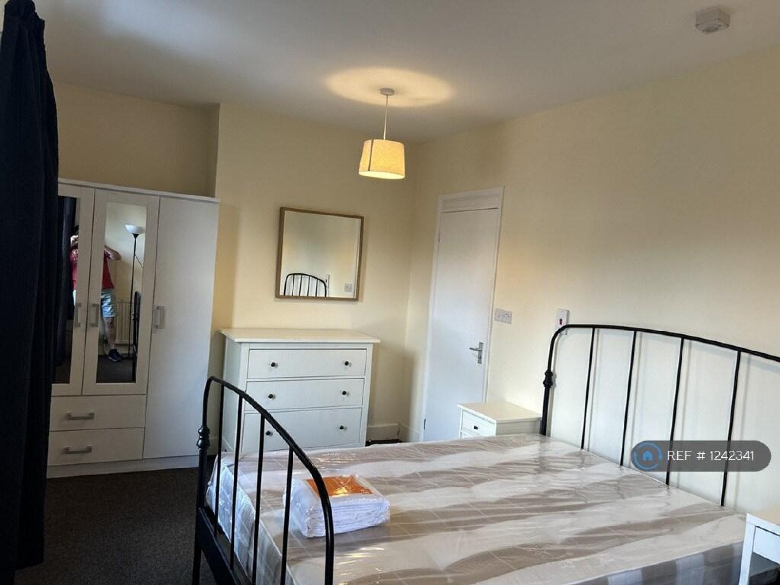 Flat Artizan Road in Northampton