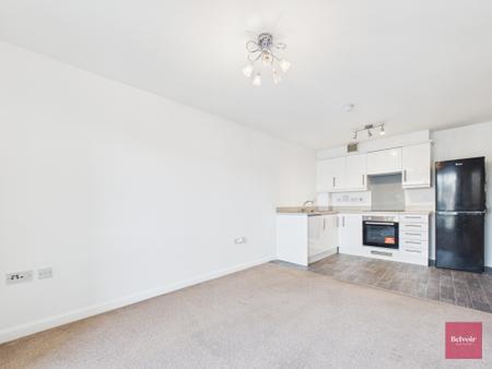 Flat Prince Apartments in Swansea