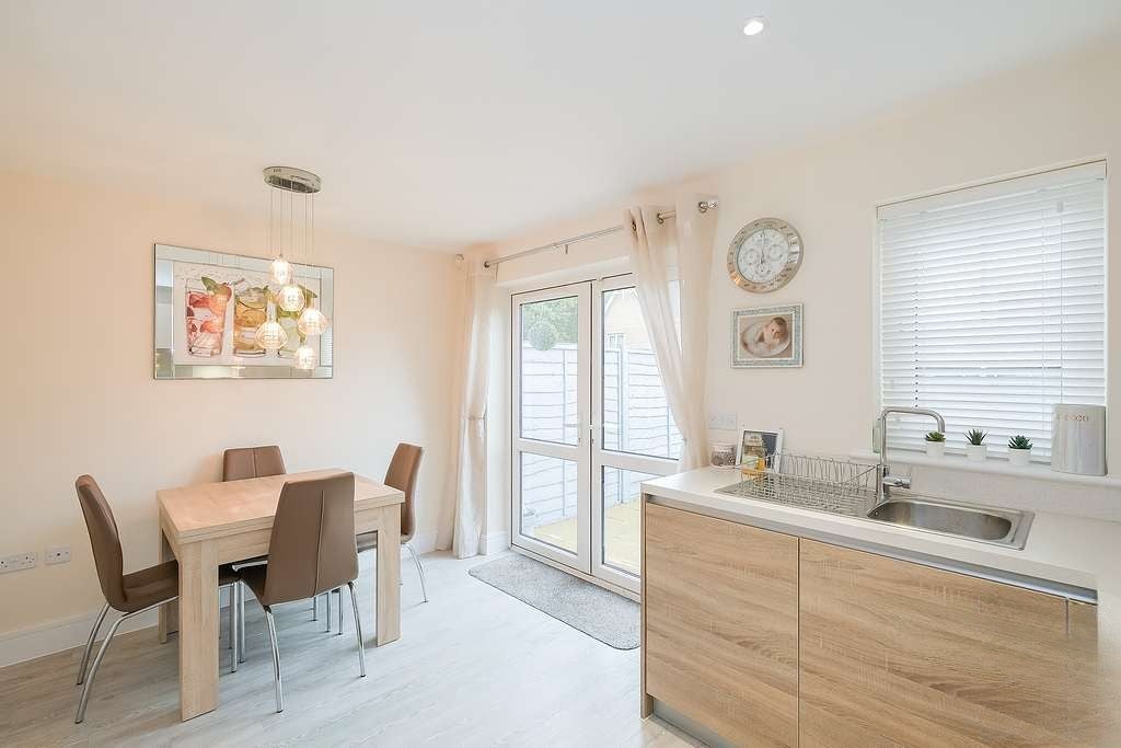 House Thistle Close in Greater London