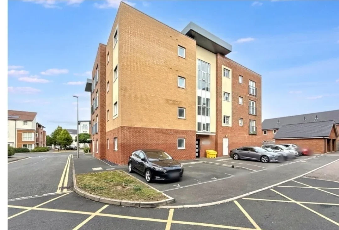 Flat Marquess Drive in Milton Keynes