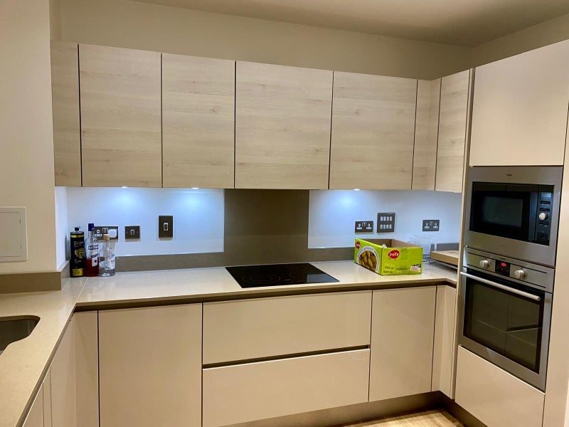 Room Nellie Cressall Way in Greater London