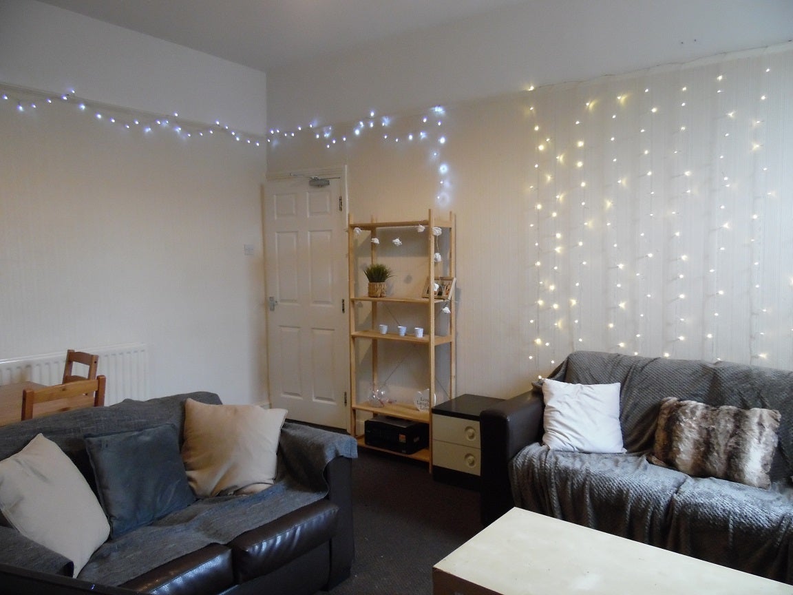 Flat Ashleigh Grove in Newcastle upon Tyne