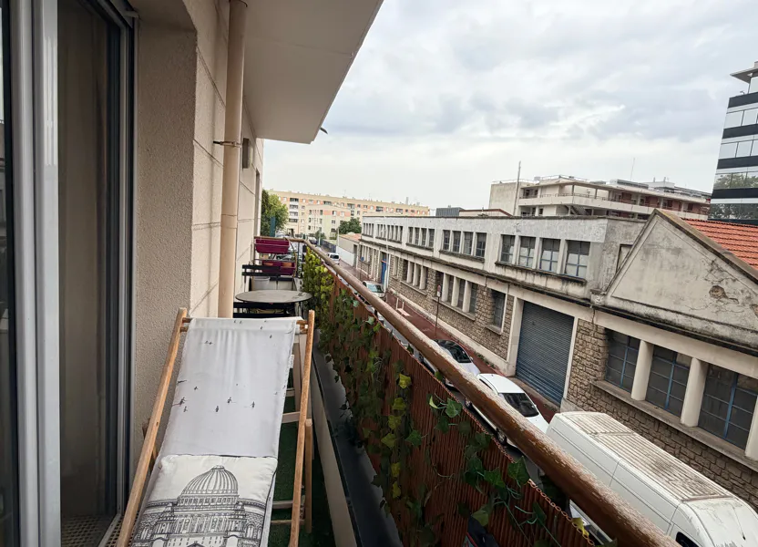 Appartement Rue Hippolyte Mulin à Montrouge