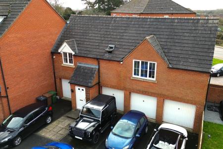 House Madden Close in Lincoln