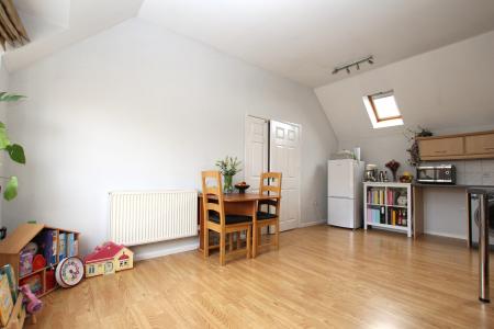 House Madden Close in Lincoln