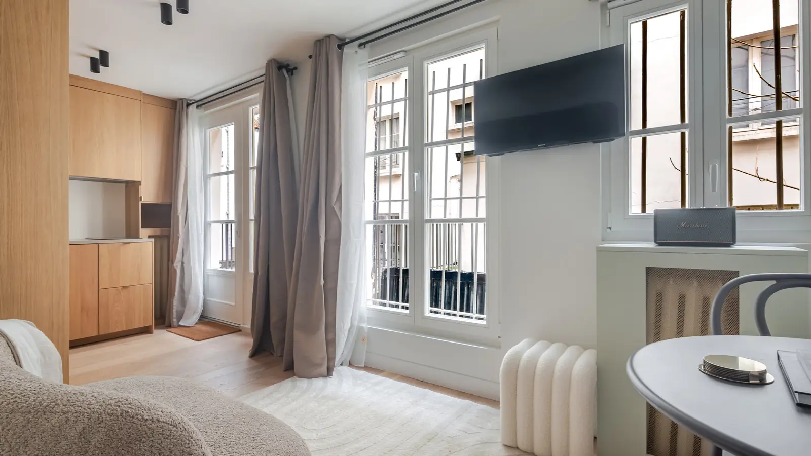 Flat Rue Cujas in Paris