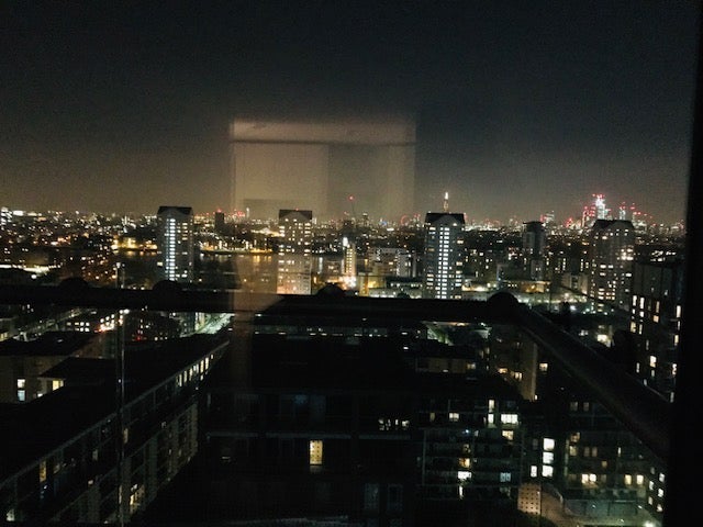 Room Lincoln Plaza in Greater London