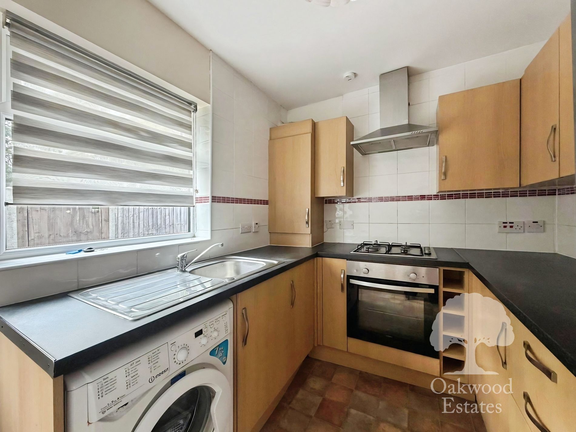 Flat Lancaster Avenue in Slough