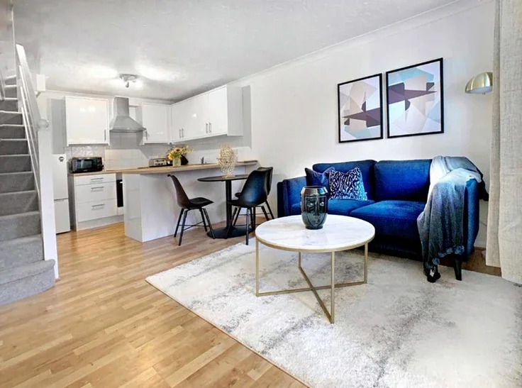 House Briar Avenue in Surrey Heath