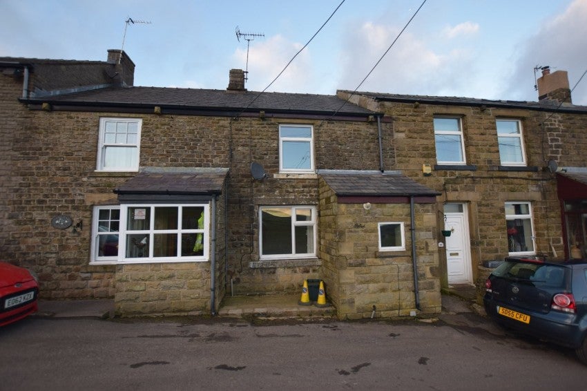 House Cowlow Lane in High Peak