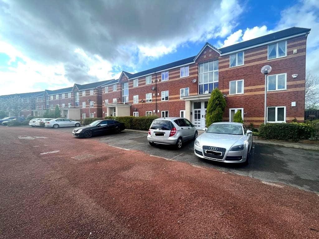 Flat Blackburn Street in Salford