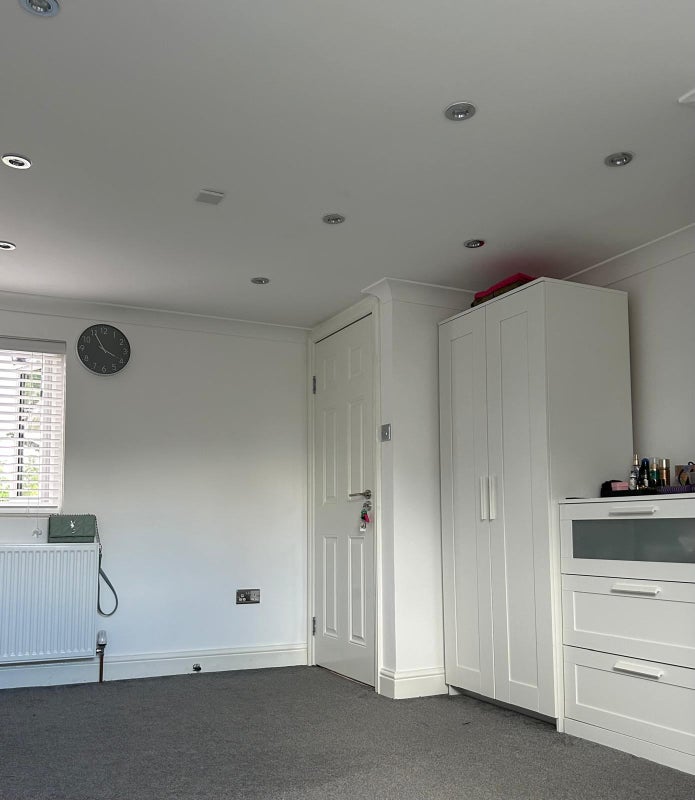 Room Capworth Street in Greater London