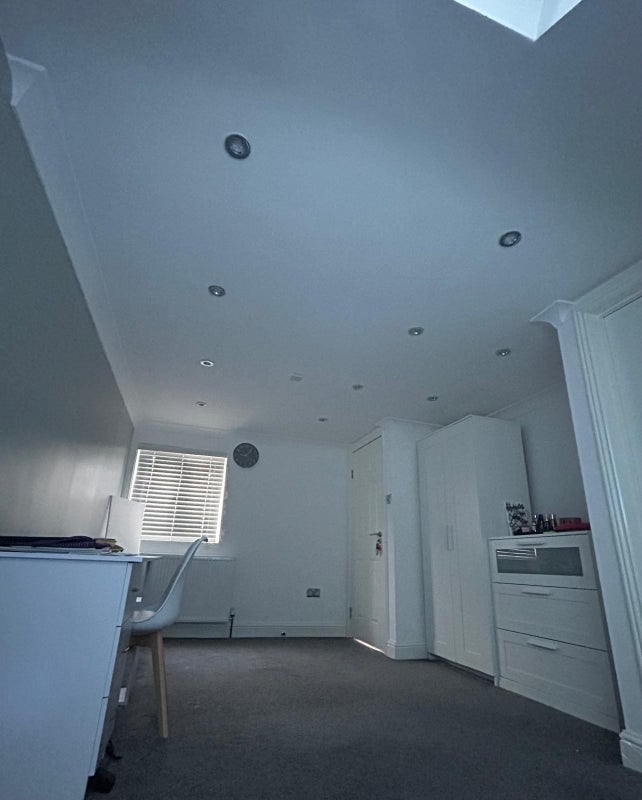 Room Capworth Street in Greater London
