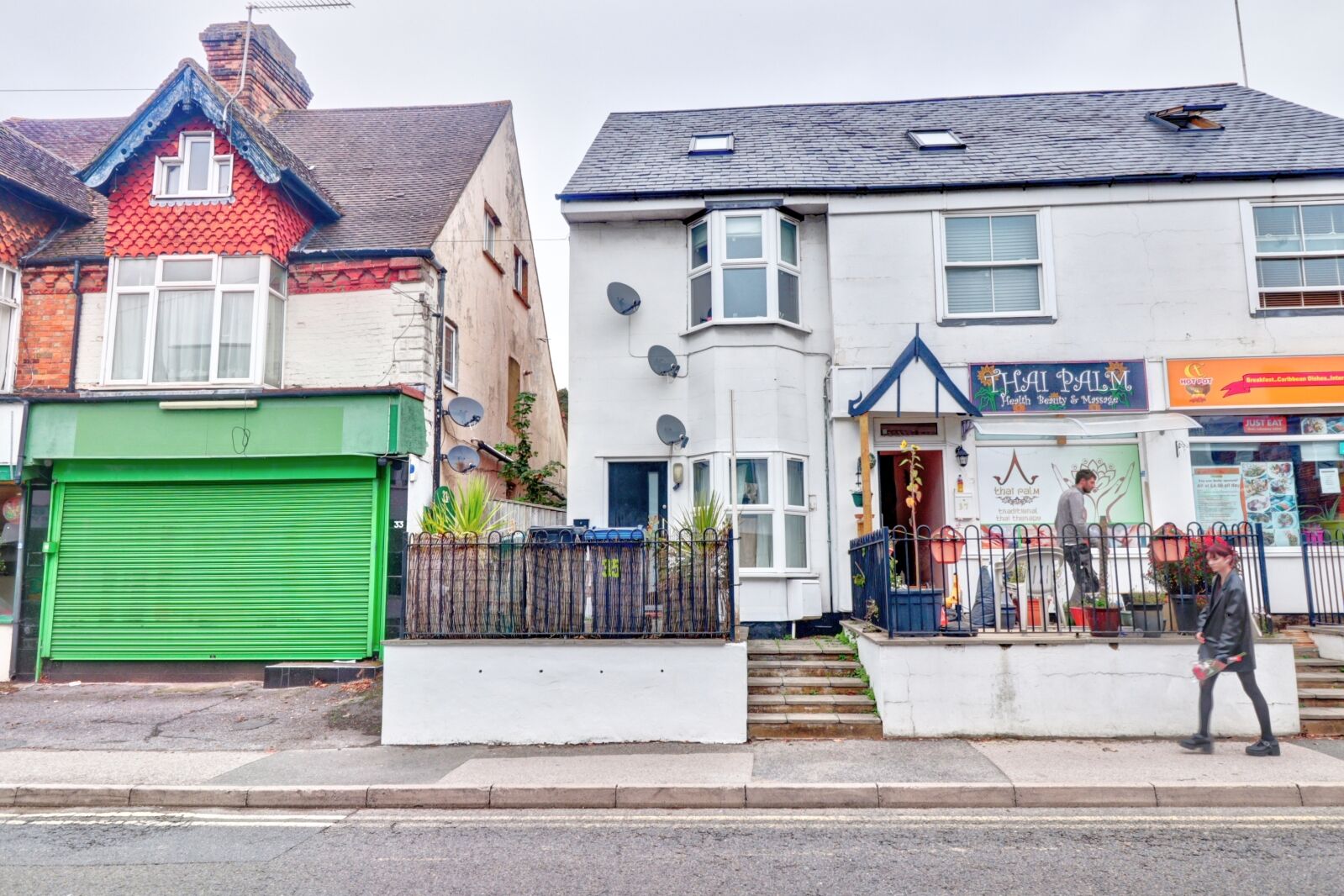 Flat Totteridge Road in High Wycombe