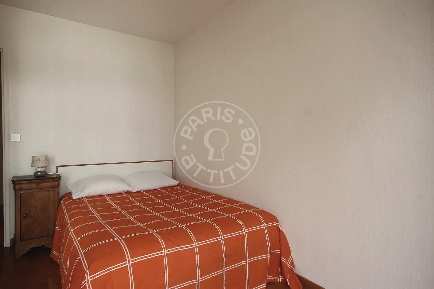 Appartement Rue Philippe de Girard à Paris
