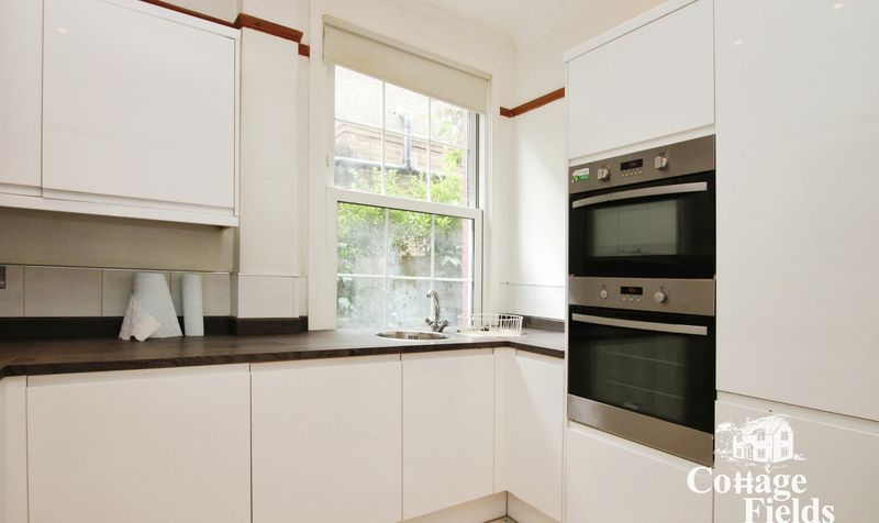 House Peartree Road in Greater London