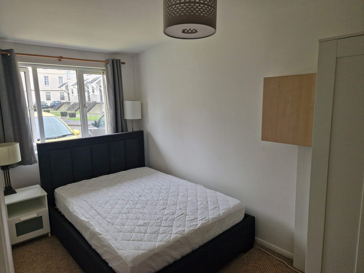 Room Cedar Court Road in Cheltenham