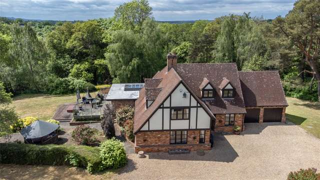 House B4494 in Newbury