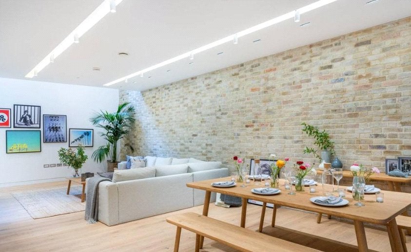 Flat Bingham Place in City of Westminster