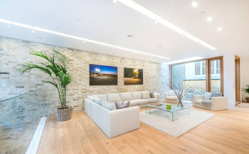 Flat Bingham Place in City of Westminster