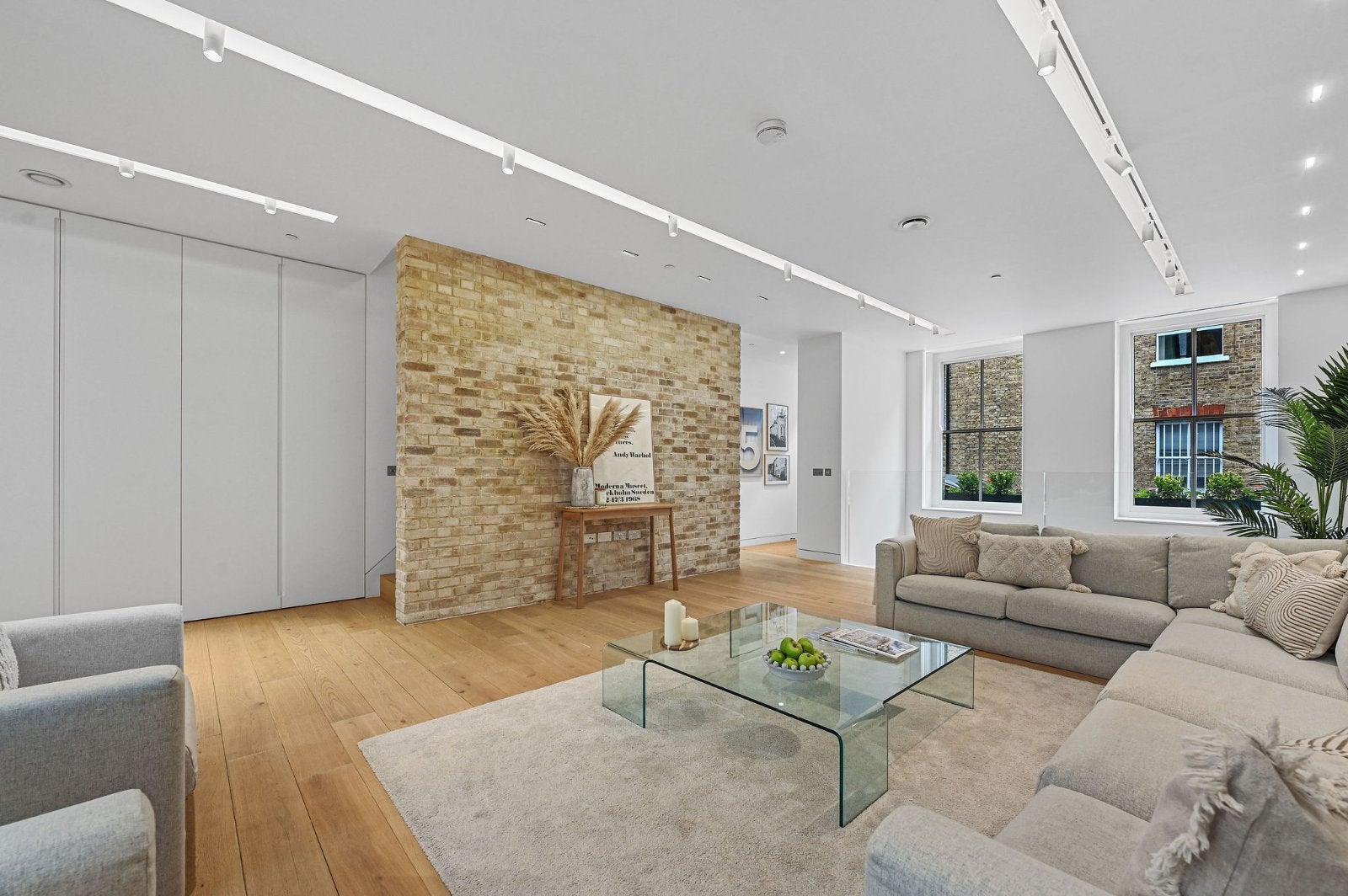 Flat Bingham Place in City of Westminster