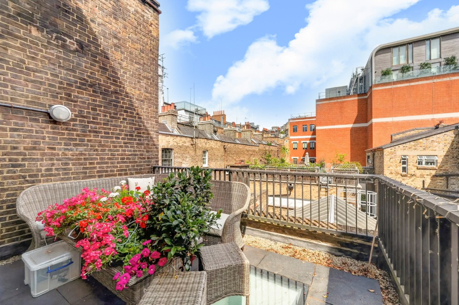 House St Martin's Lane in City of Westminster