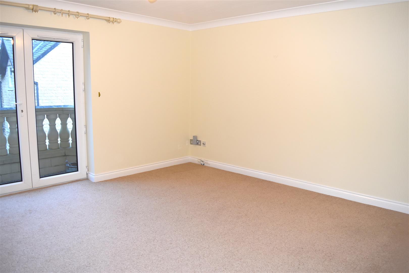 Flat Portland Crescent in Harrogate