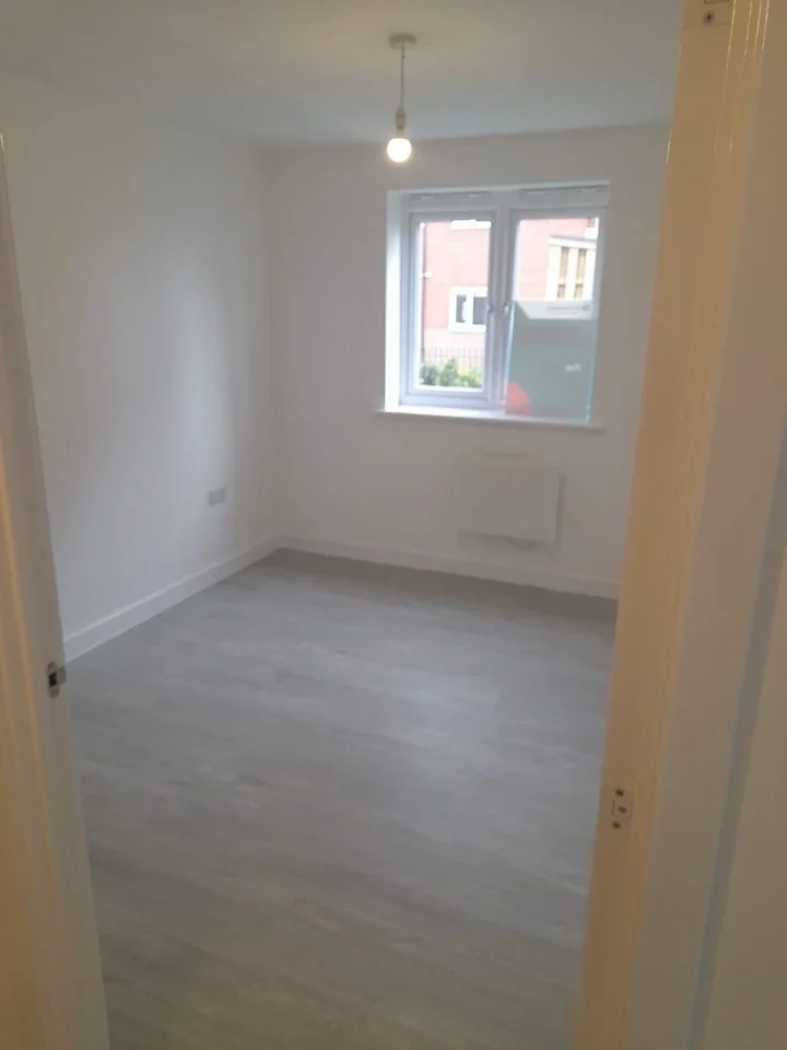 Flat Everdon Road in Coventry